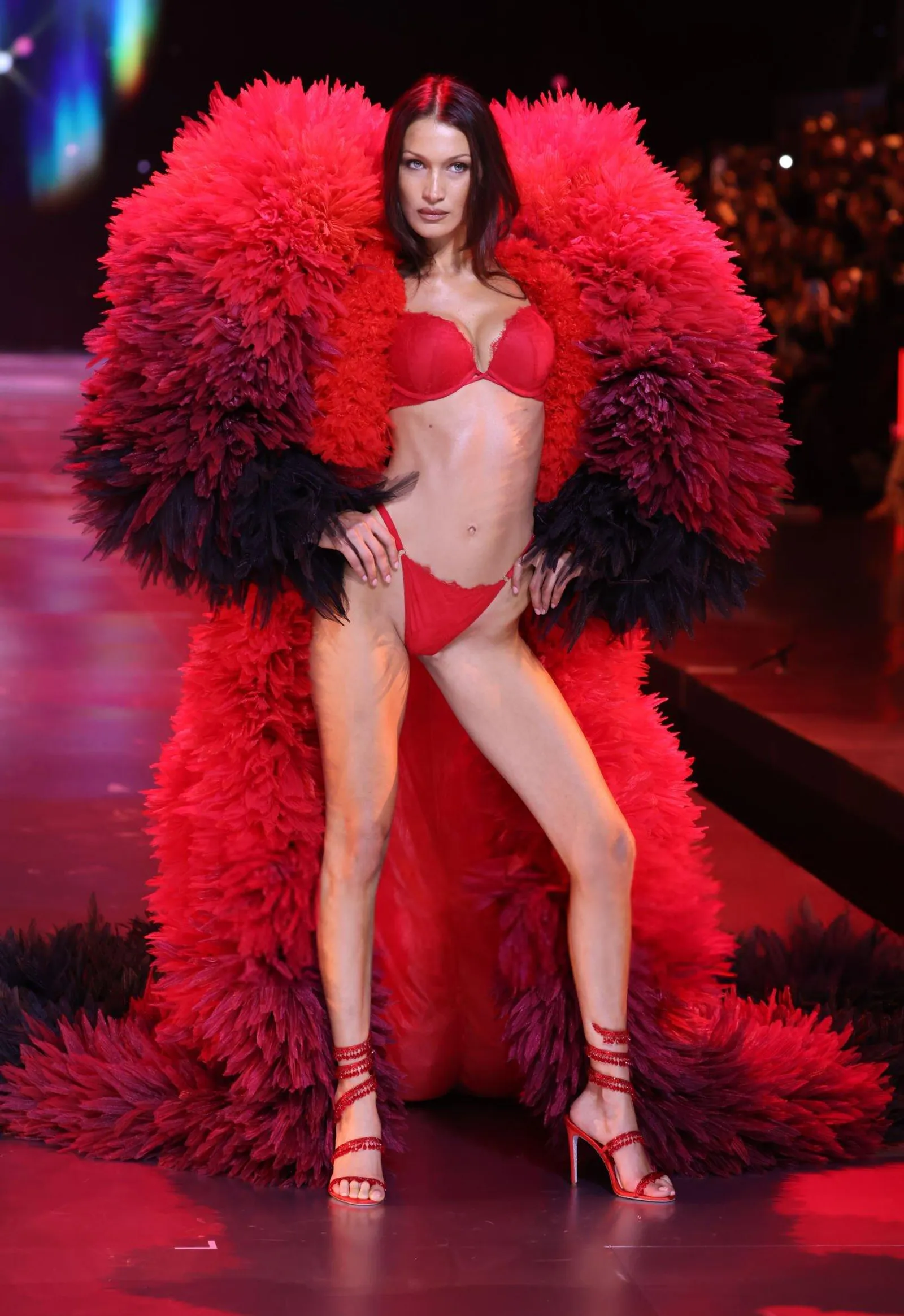 9 Momen Ikonik di Panggung Victoria’s Secret Fashion Show 2024