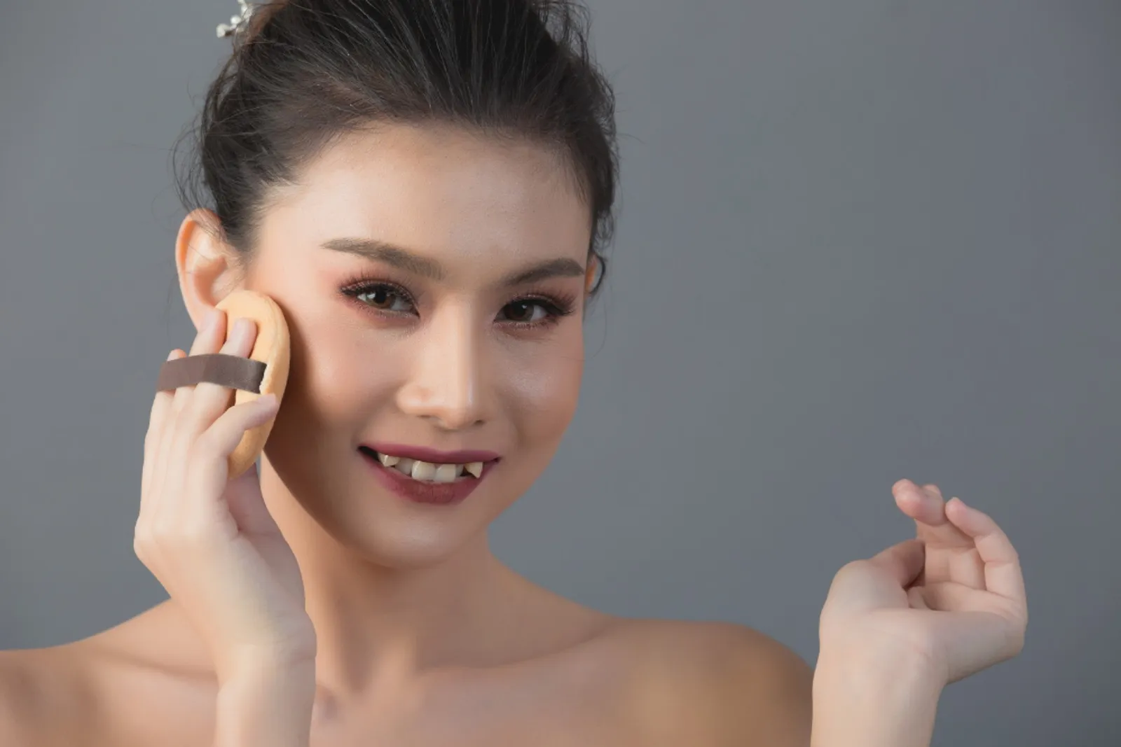 8 Rekomendasi Alas Bedak Wardah untuk Hasil Riasan Natural dan Glowing