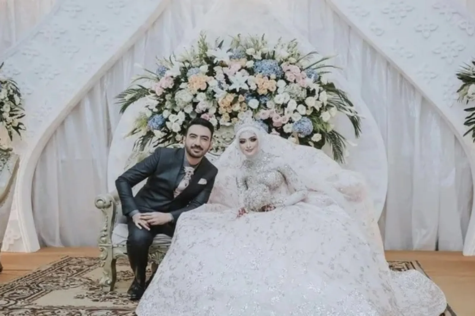 Nikah Mewah Hingga Disiarkan TV, 6 Pasangan Artis Ini Justru Bercerai