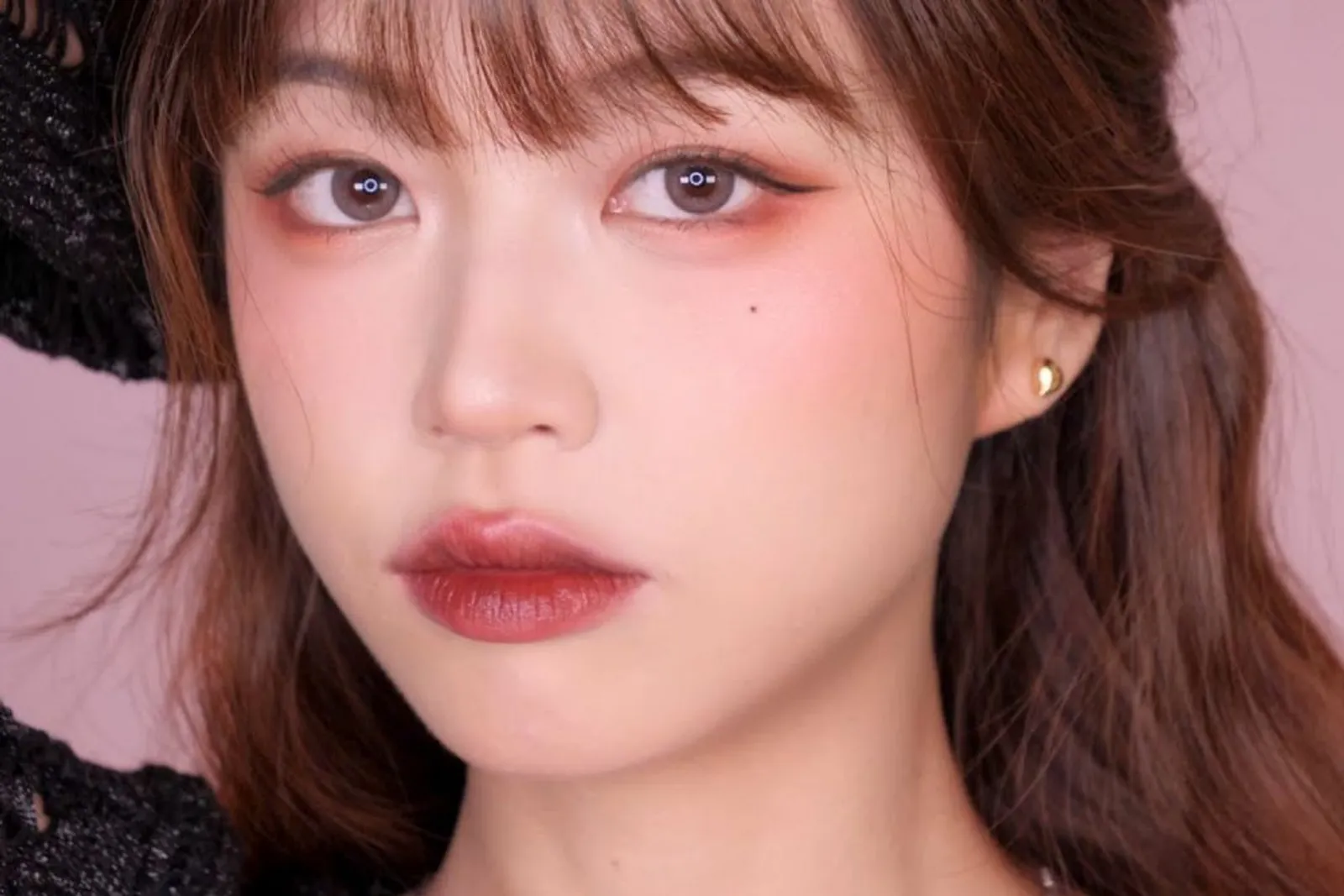 Makeup untuk Low Visual, Buat Penampilan Anti Berlebihan 