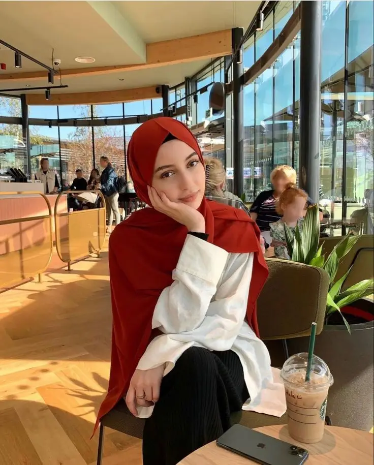 10 Foto Hijab Aesthetic untuk Konten Media Sosial, Anti Mati Gaya!