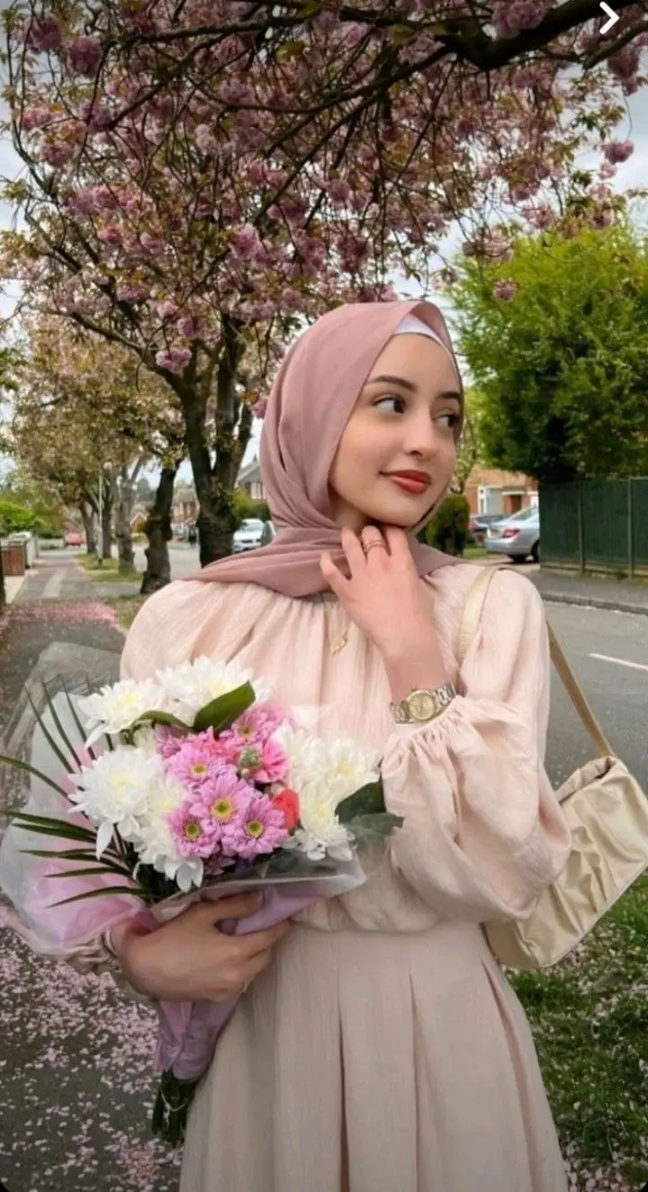 10 Foto Hijab Aesthetic untuk Konten Media Sosial, Anti Mati Gaya!