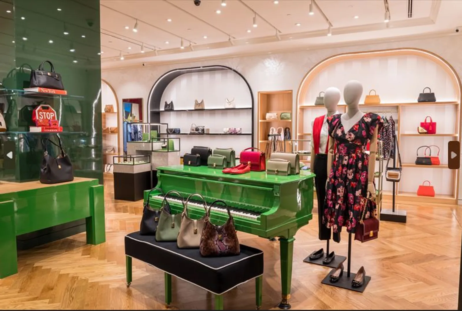 Kate Spade New York Buka Butik dengan Konsep Baru di Grand Indonesia