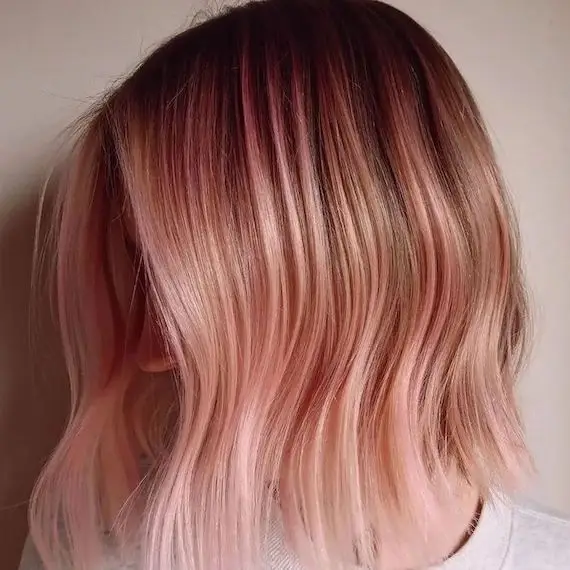 13 Warna Rambut Ombre Pendek Sebahu untuk Perempuan