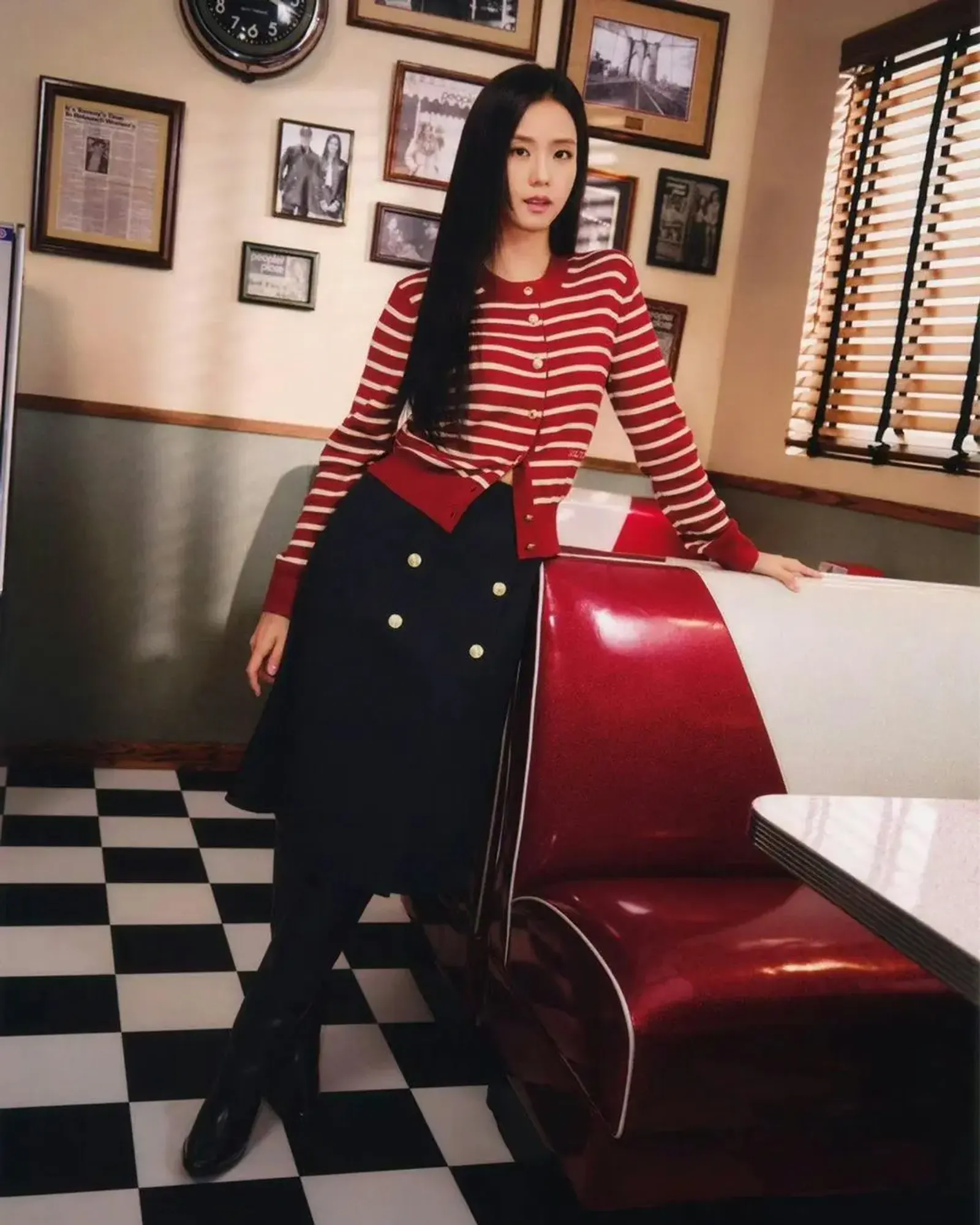 Jisoo Bintangi Campaign Tommy Hilfiger Fall 2024 Terbaru