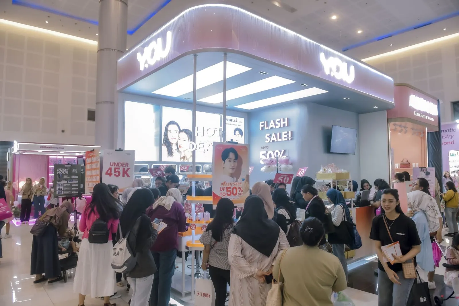 Intip Yuk Momen Flash Sale BeautyFest Asia Surabaya 2024 Day 2!