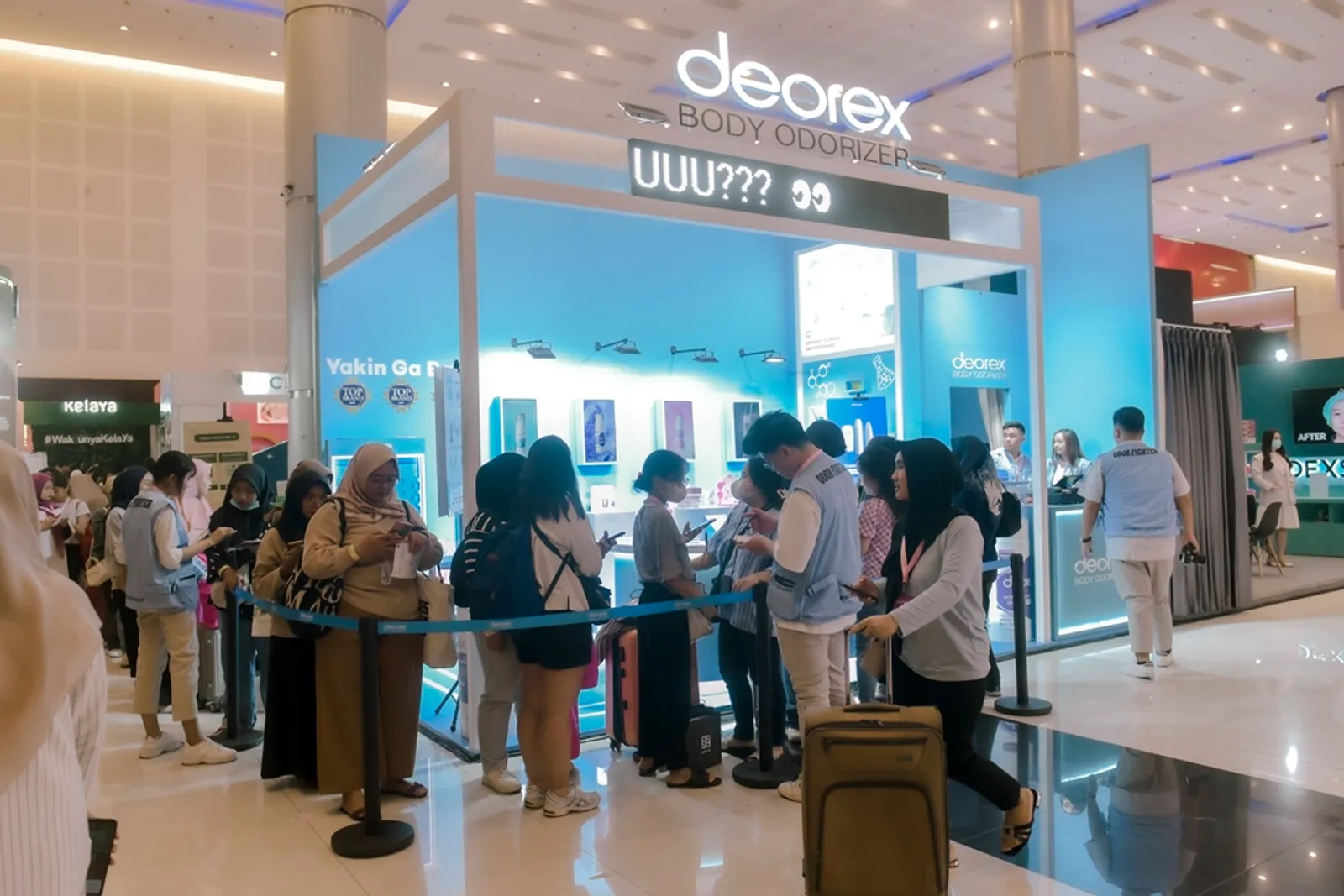 Bertabur Diskon! Intip Keseruan Flash Sale di BFA Surabaya Hari Ketiga