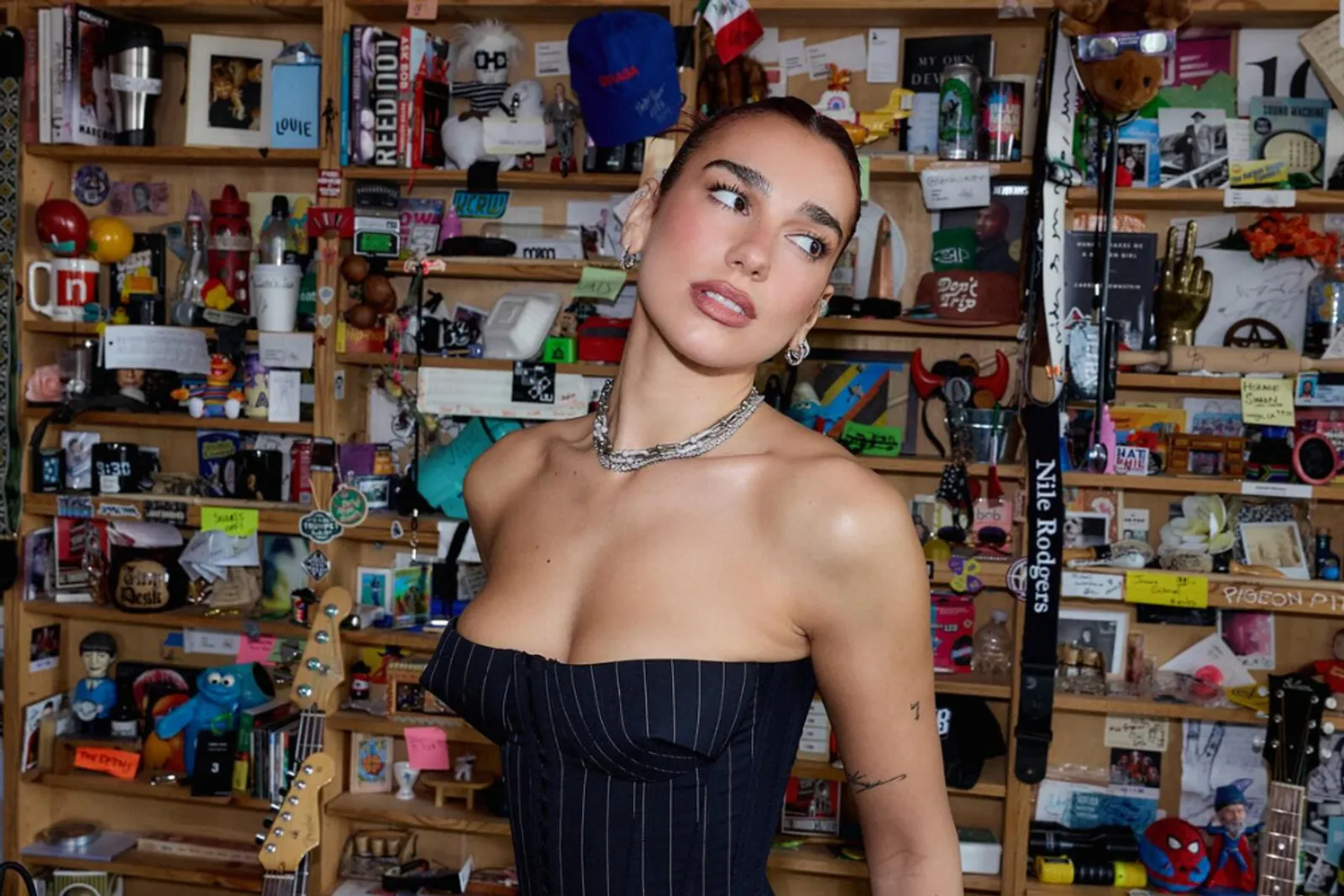 Profil dan Biodata Dua Lipa yang Akan Gelar Konser di Jakarta