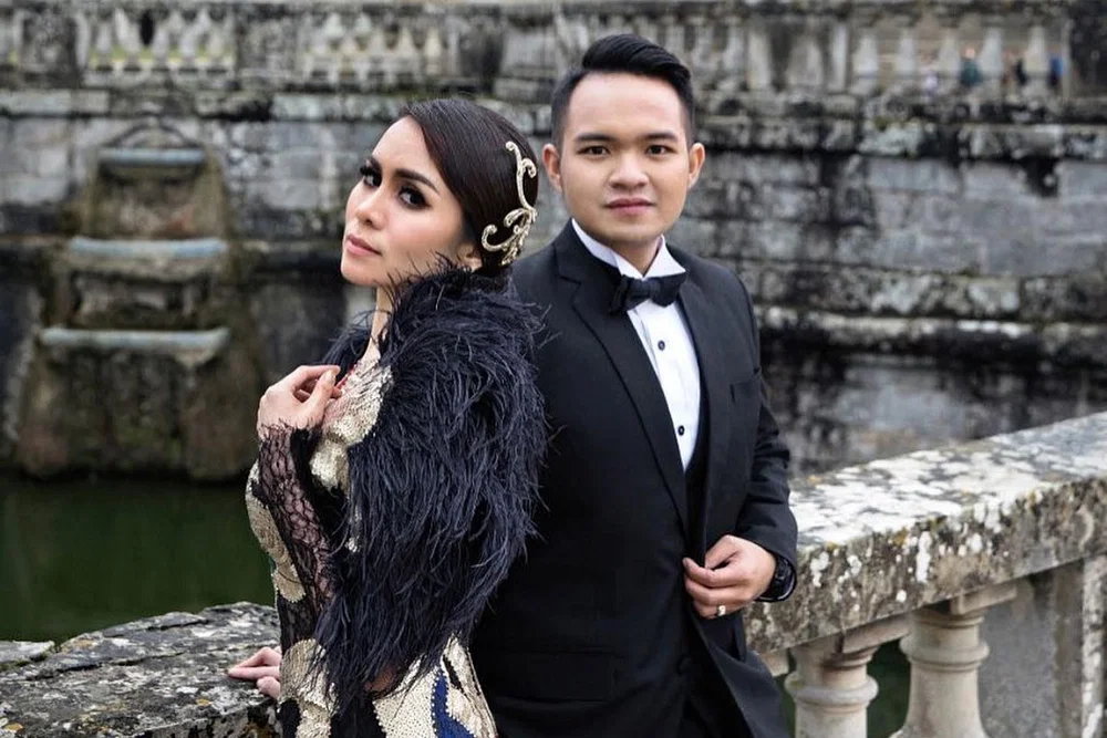 Profil Nicola Reza Samudra, Suami Momo Geisha yang Kaya Raya