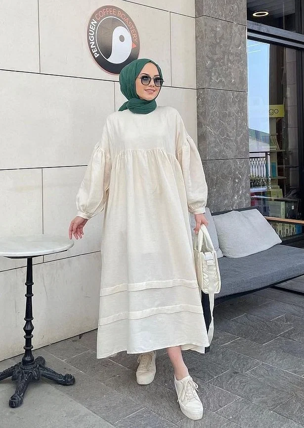 Gamis Putih Cocok dengan Jilbab Warna Apa? Ini 7 Pilihannya