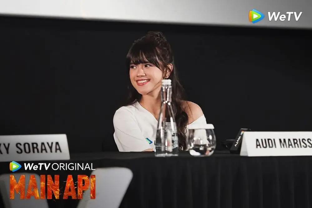 5 Konflik Menegangkan yang Tergambar di Series WeTV ‘Main Api’