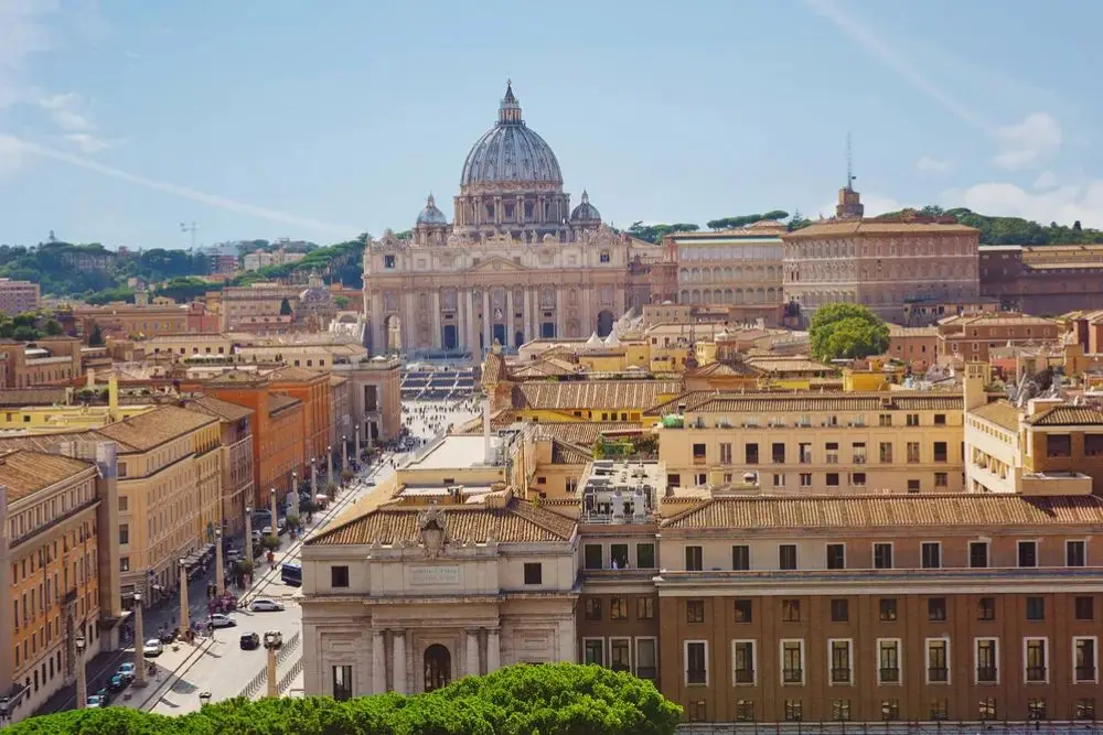 7 Kuil dan Gereja Bersejarah di Italia, Jejak Spiritual yang Indah