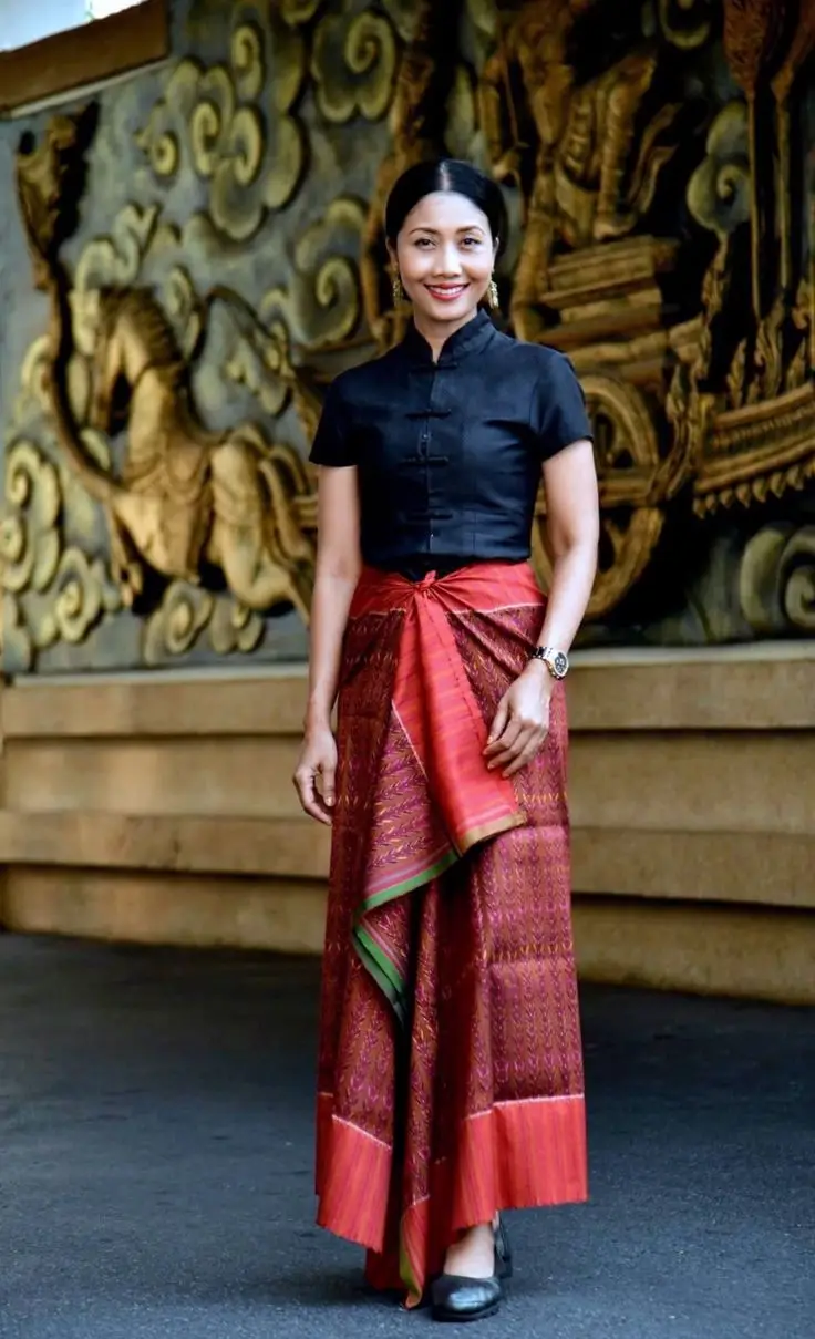 8 Model Rok Songket Kekinian untuk Pelengkap Baju Pesta