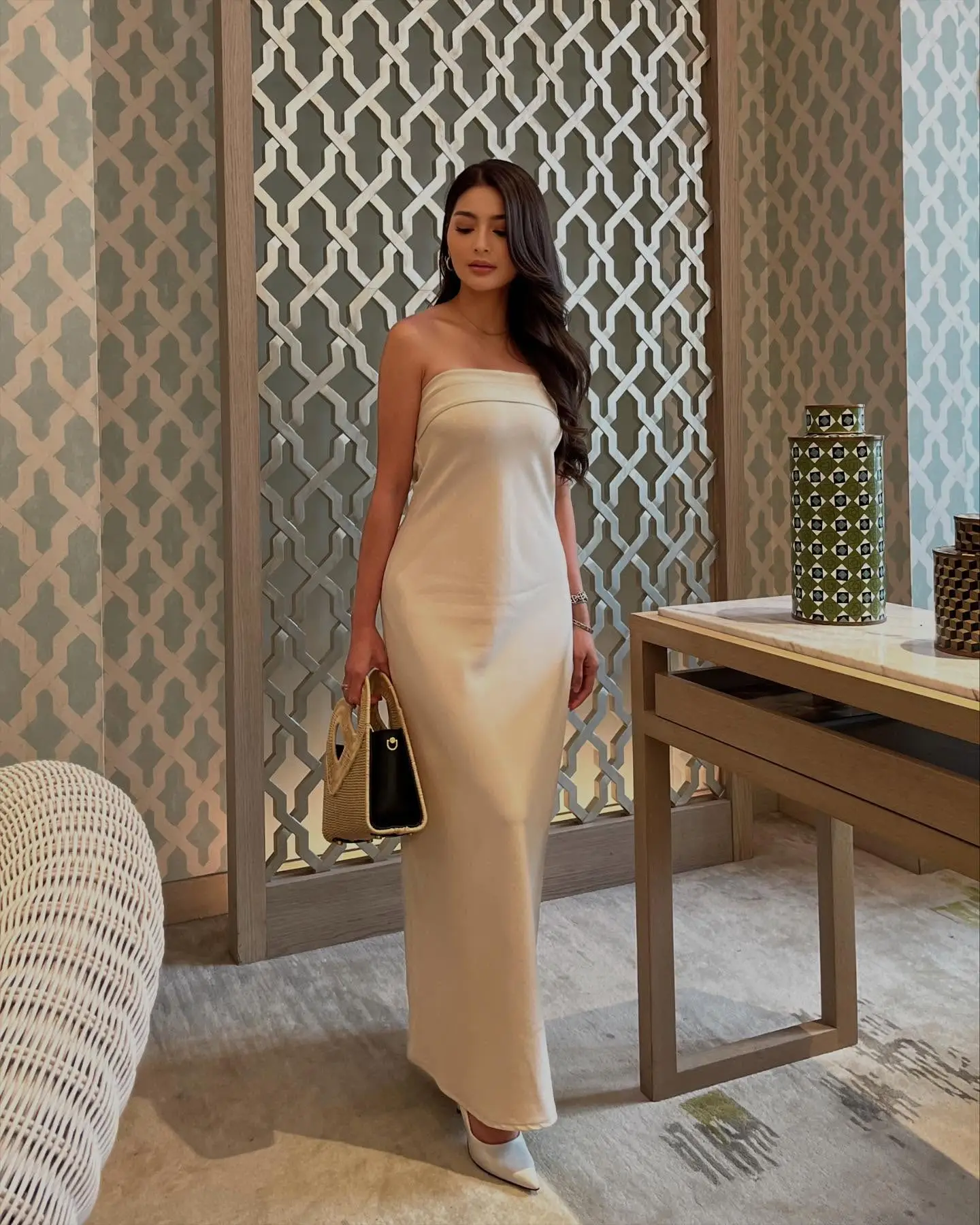 8 Model Dress Pesta Simple Elegan a la Selebgram Indonesia