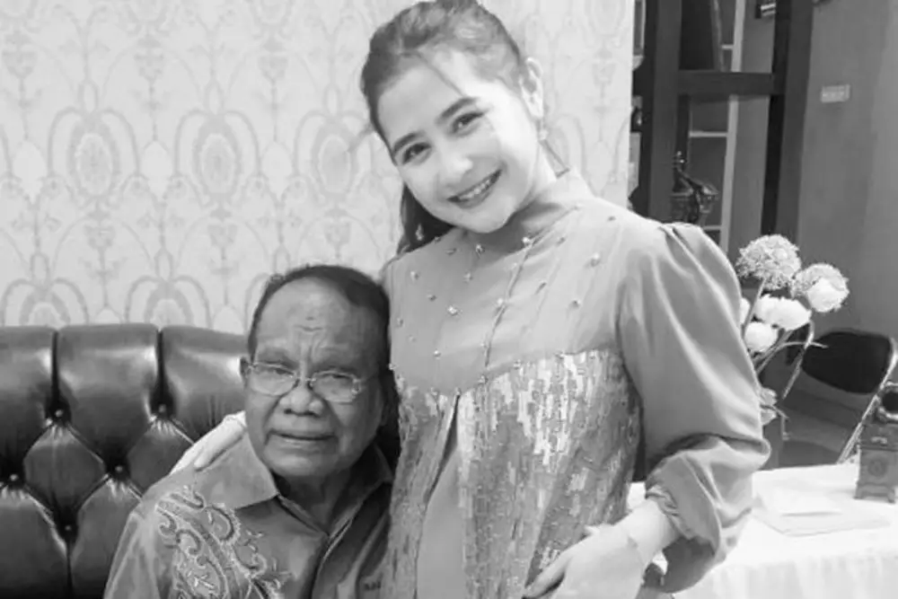 7 Fakta Keluarga Prilly Latuconsina, Dididik Jadi Perempuan Mandiri