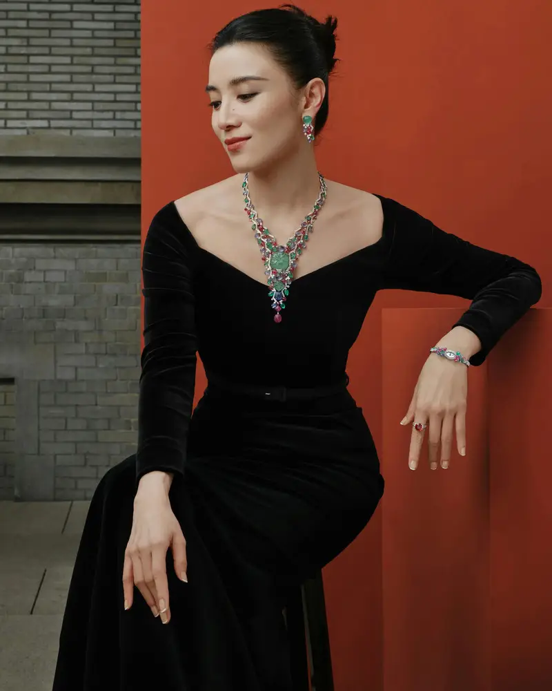 Gaya Mewah Seleb Asia di  Cartier Nature Sauvage High Jewelry