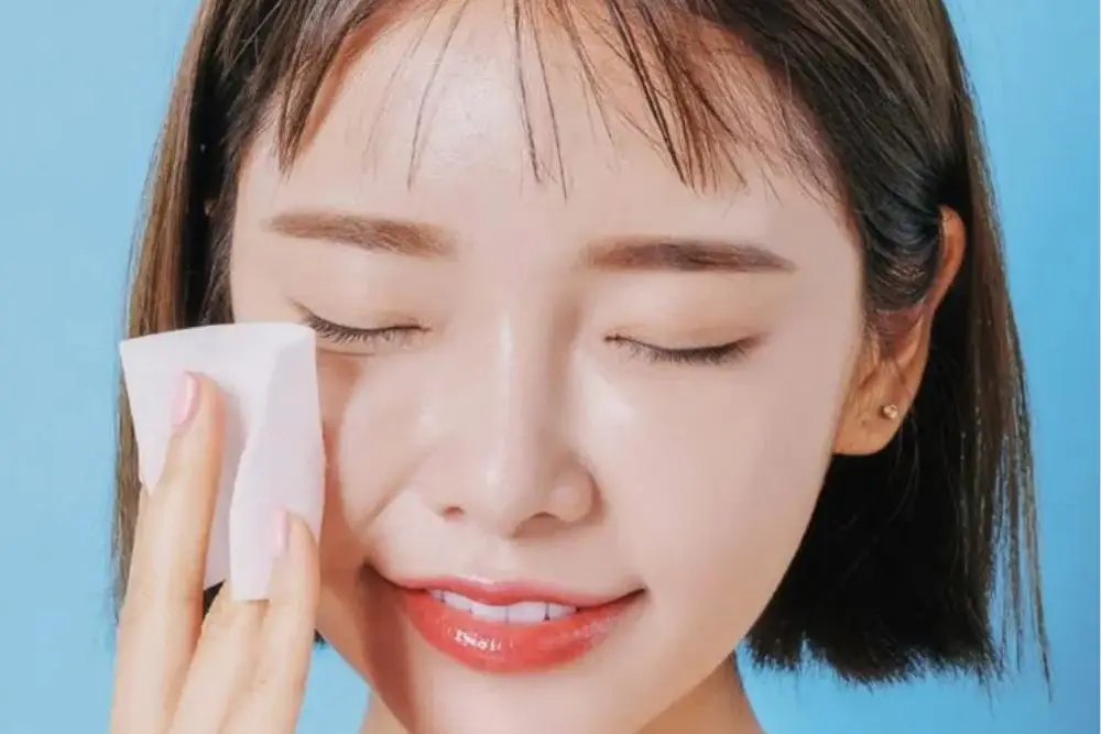 Memakai Milk Cleanser: Sebelum atau Sesudah Cuci Muka? 