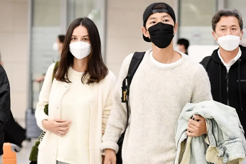 Selamat! Song Joong Ki dan Katy Louise Sambut Kelahiran Anak Kedua