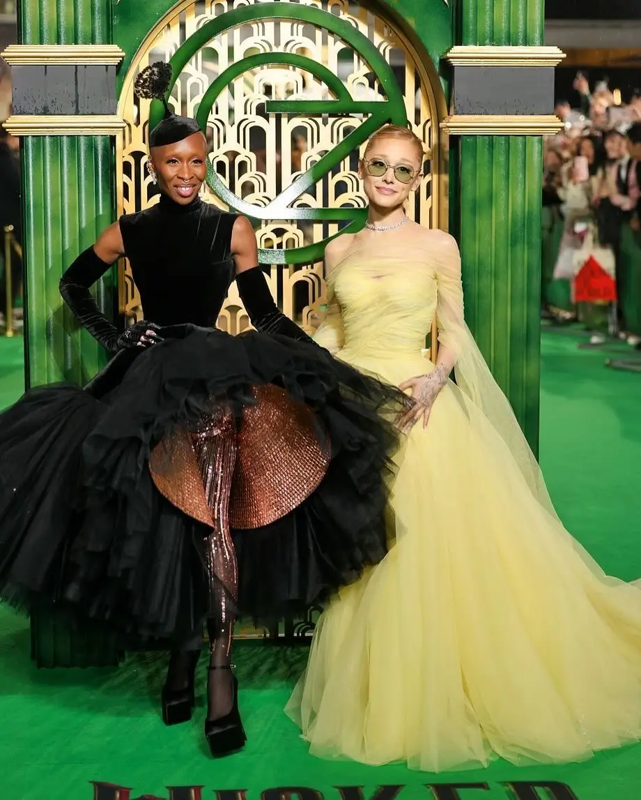 Deretan Gaya Ariana Grande dan Cynthia Erivo di Tour Premiere 'Wicked'