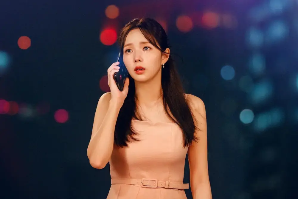 10 Drama Korea Chae Soo Bin, Pemeran When The Phone Rings