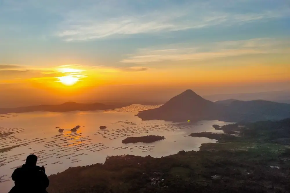 8 Tempat Wisata di Purwakarta yang Lagi Hits untuk Liburan