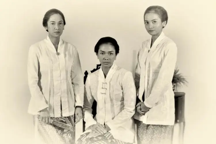 5 Baju Kebaya Wanita Jaman Dulu yang Perlu Kamu Tahu