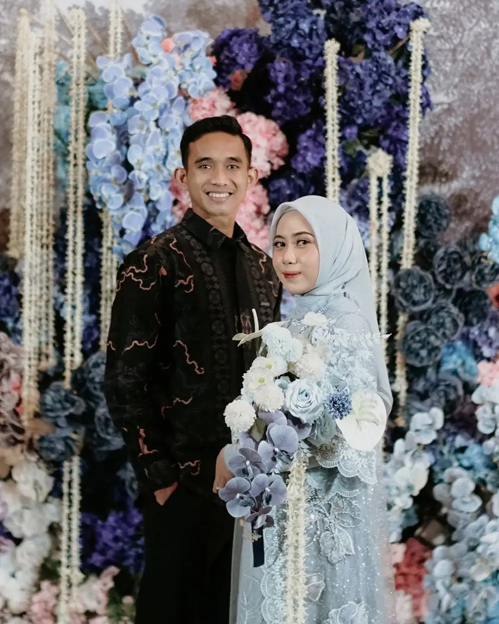 Pacaran 8 Tahun, Ini 7 Potret Lamaran Rizky Ridho dan Sendy Aulia