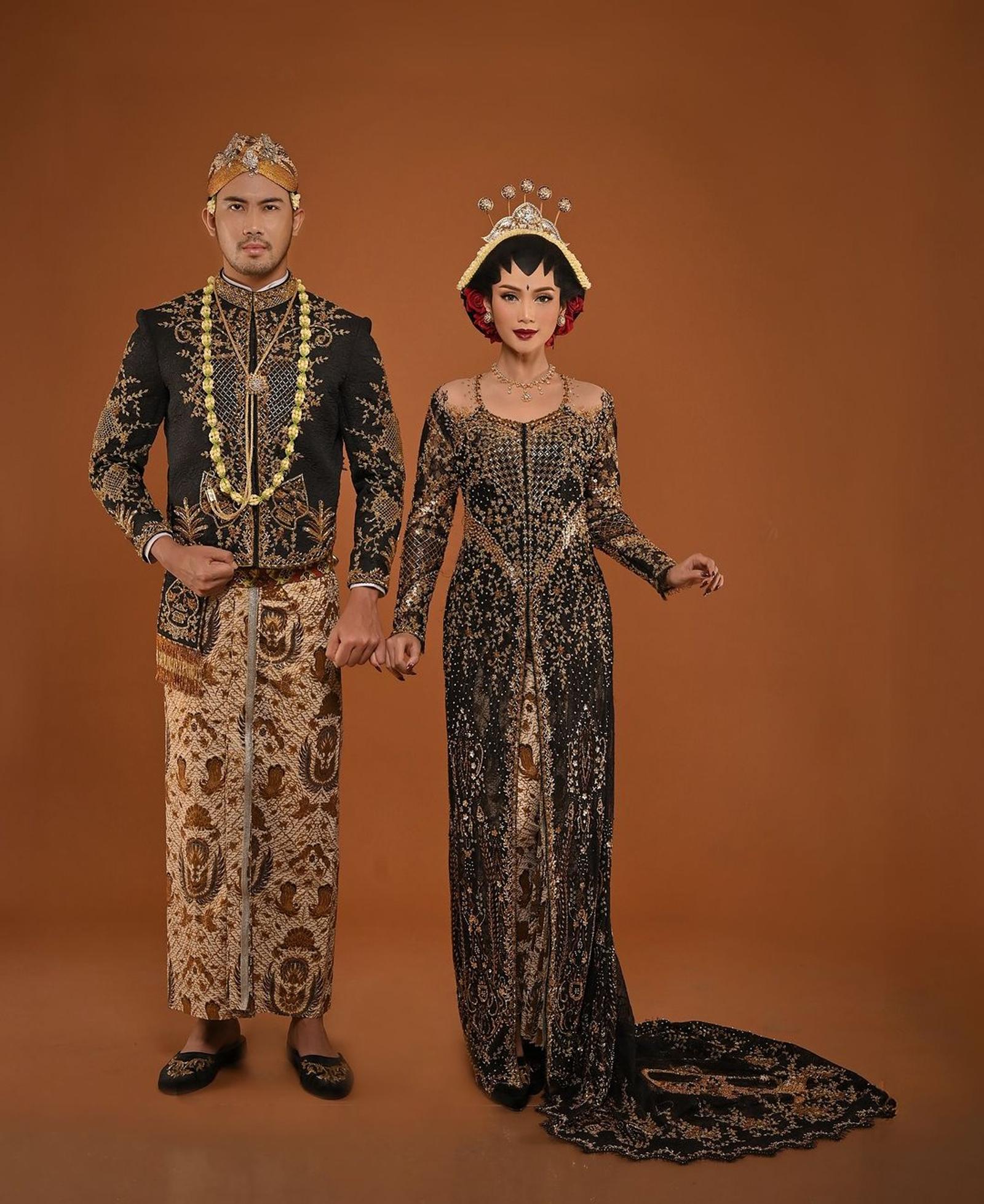 Mengenal Kebaya Yogyakarta dan Perbedaannya dengan Kebaya Solo