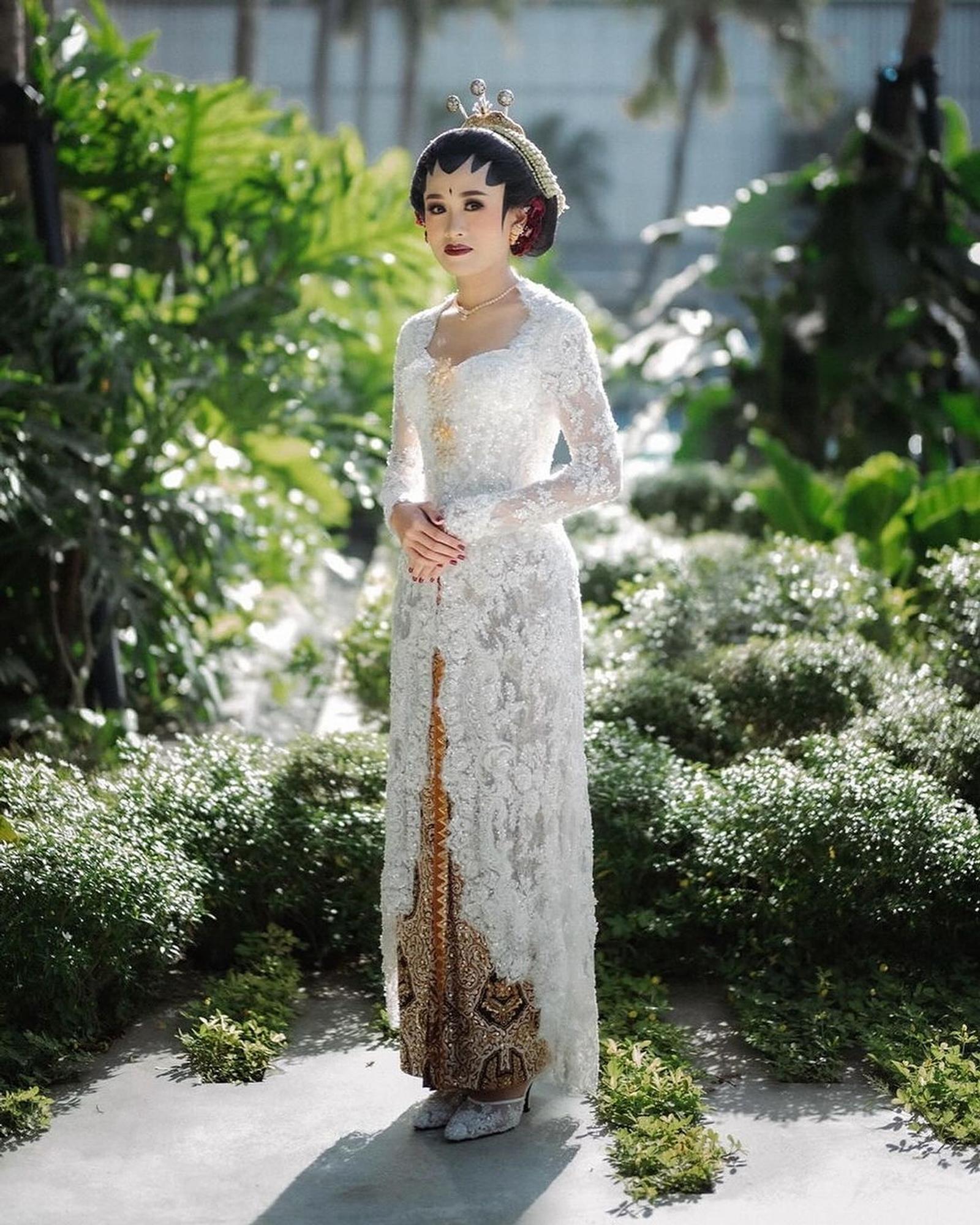 Mengenal Kebaya Yogyakarta dan Perbedaannya dengan Kebaya Solo