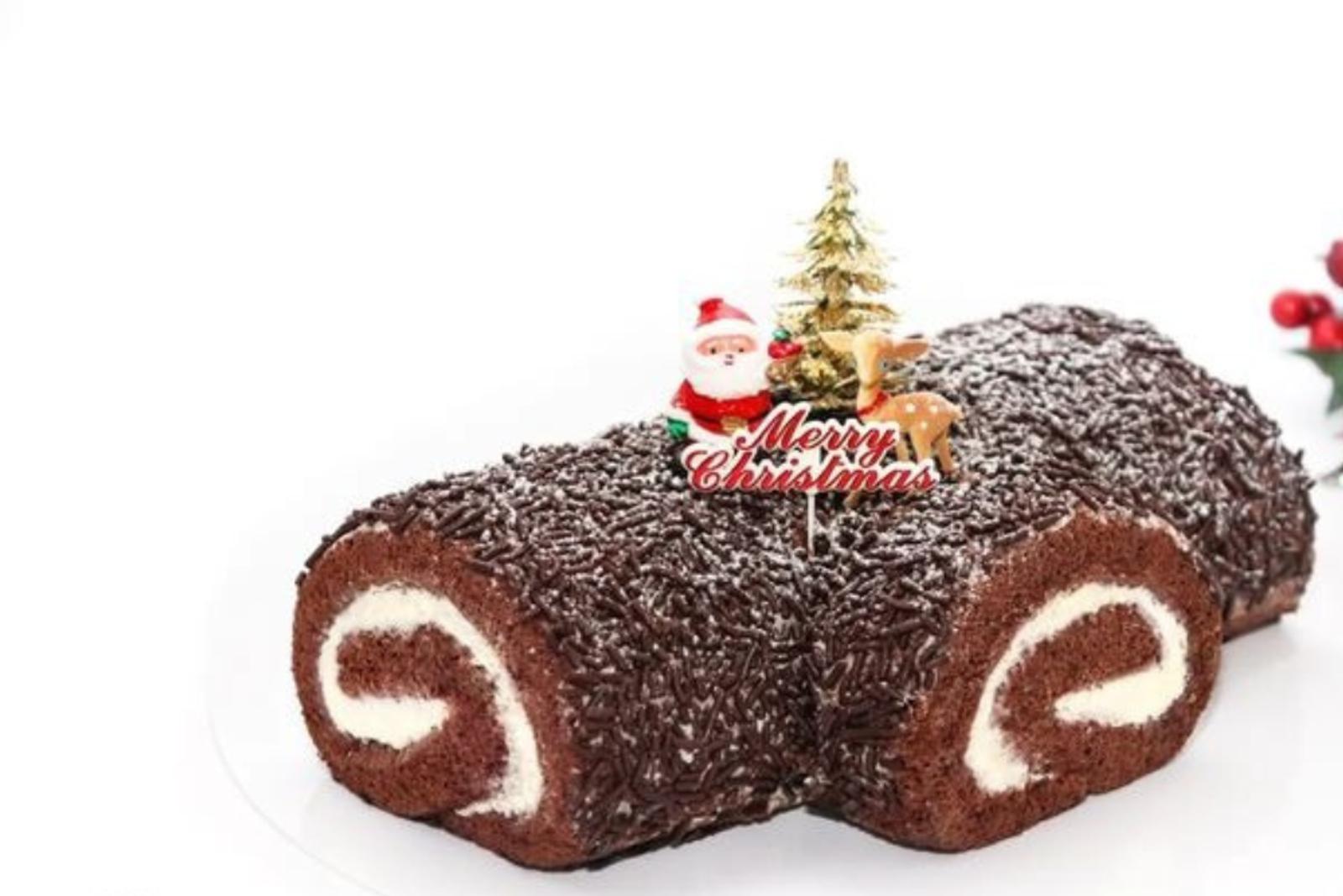 7 Rekomendasi Kue Tart Natal, Bisa Jadi Hadiah Unik!