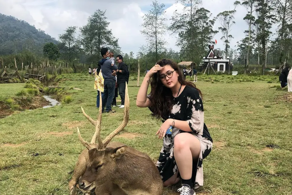 Profil Talitha Curtis, Artis FTV yang Kini Jualan Risol