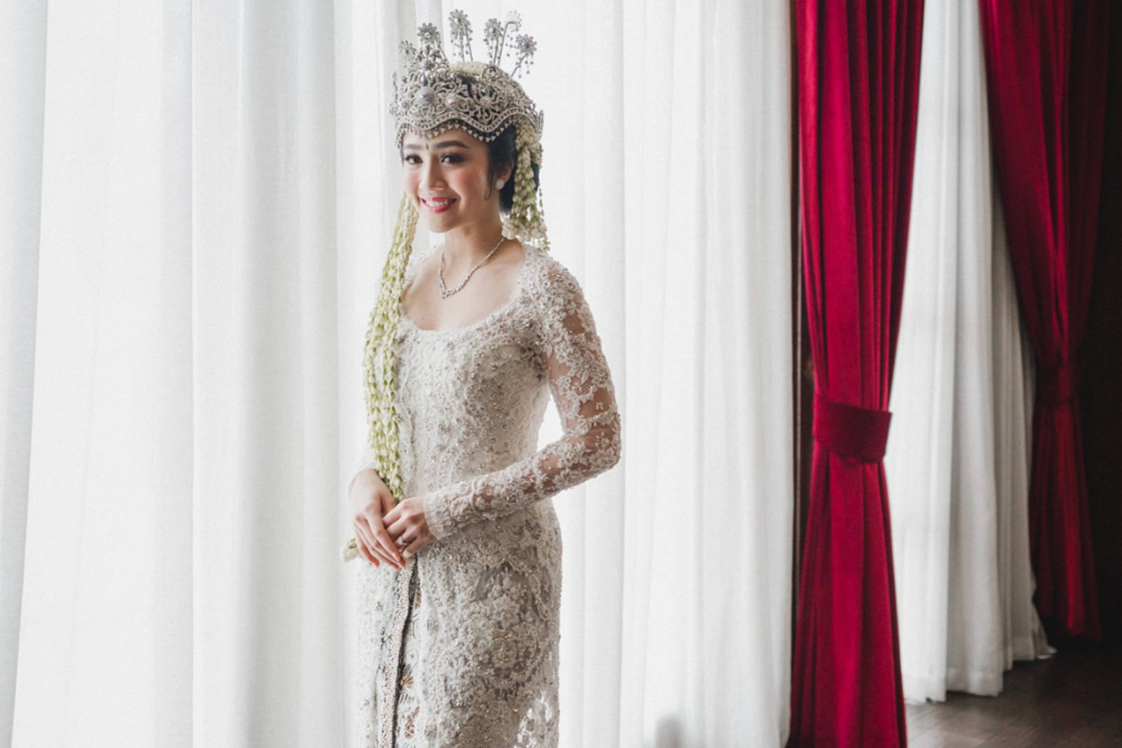 10 Kebaya Akad Terbaik 2024 dari Artis Indonesia