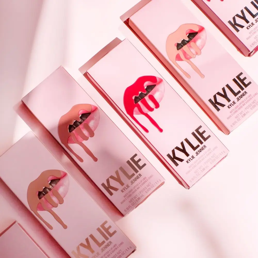 Kylie Cosmetics Resmi Hadir di Indonesia, Ini yang Harus Kamu Punya!