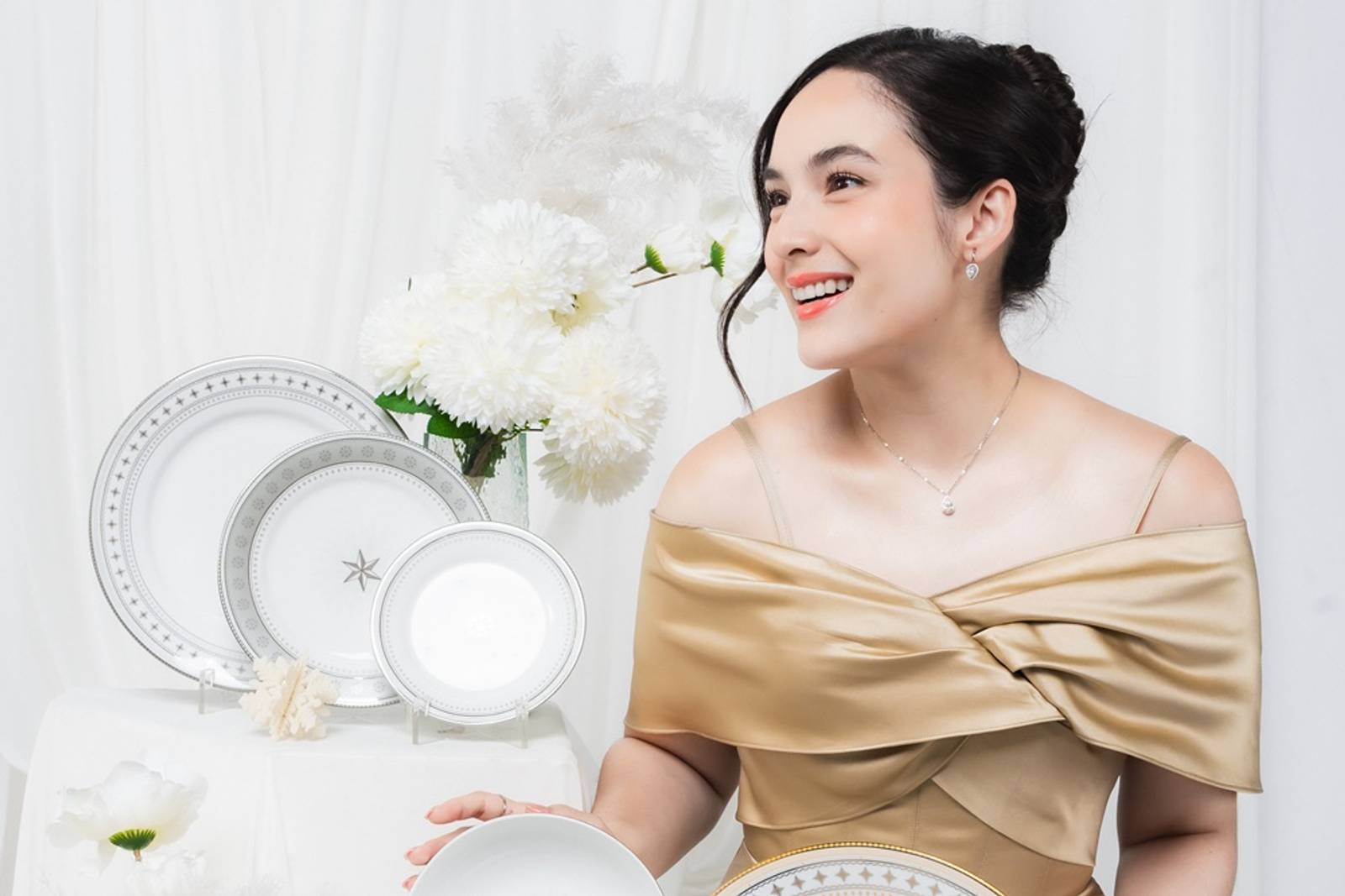 Sambut Natal, ZEN Tableware Hadirkan Kolaborasi Bersama Chelsea Islan