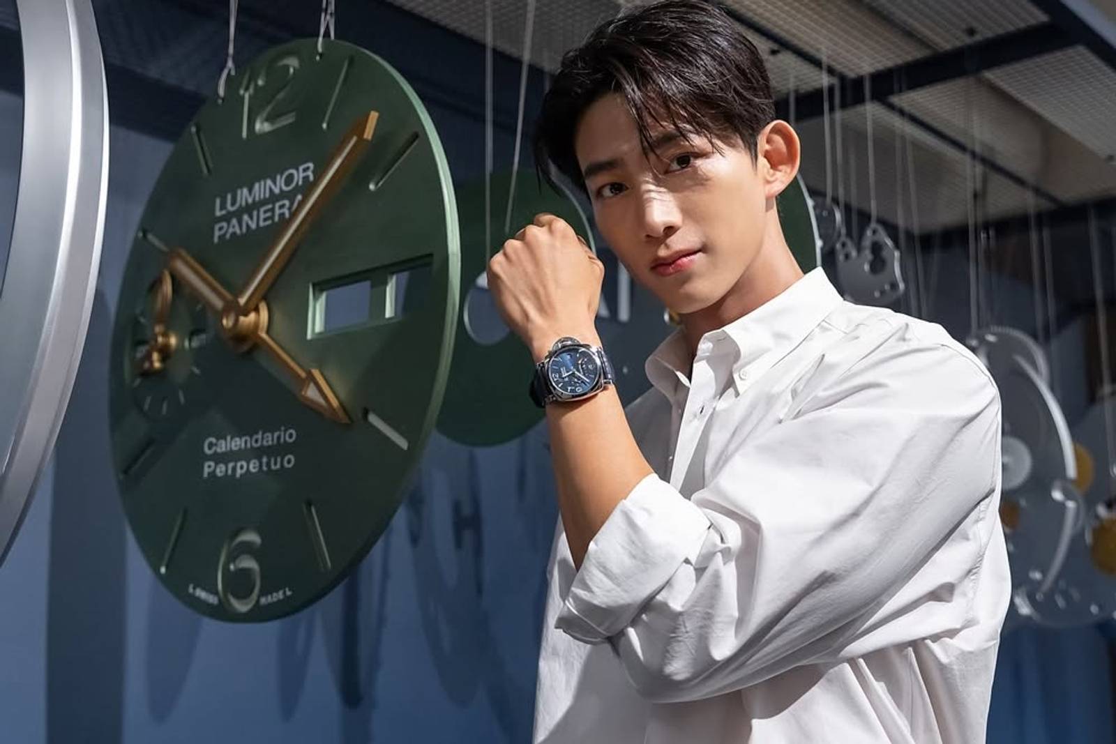 TaecYeon ‘2 PM’ Ketahuan Jalan Bareng Pacar, Ini 5 Faktanya