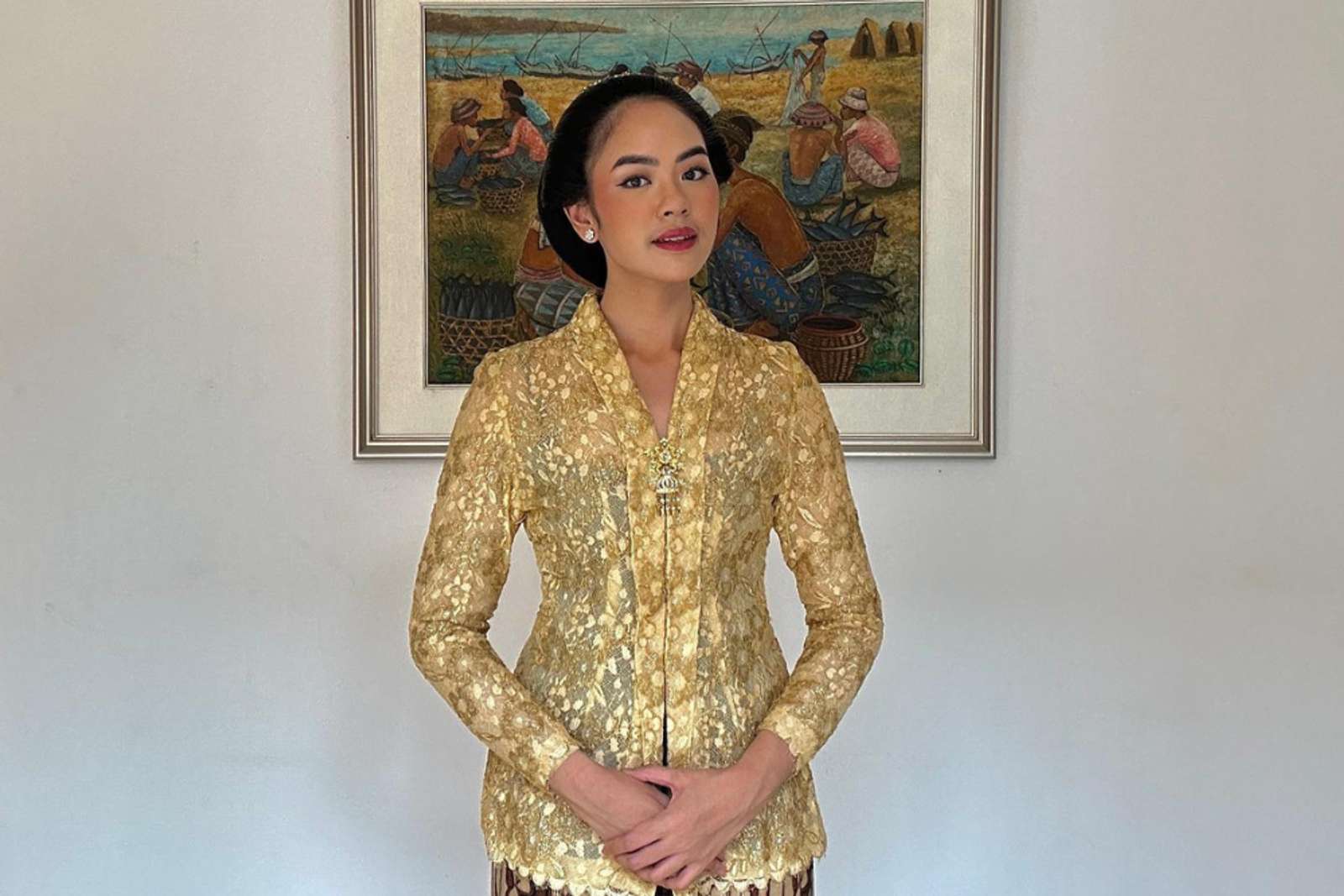 8 Kebaya Tradisional Terbaik 2024, Jawa hingga Palembang