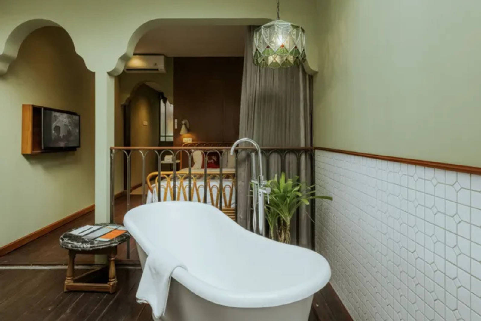 7 Rekomendasi Hotel di Bandung dengan Fasilitas Bathtub