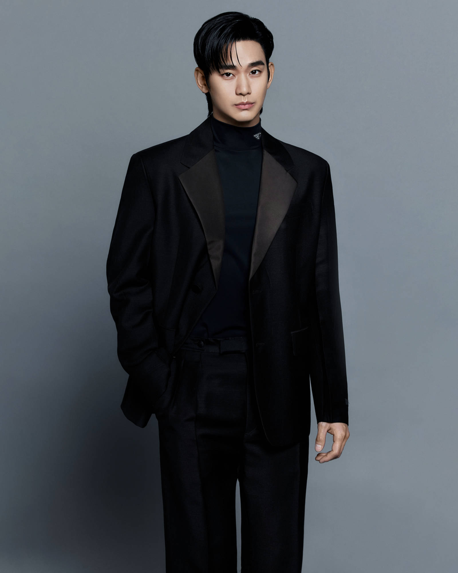 Prada Umumkan Kim Soo Hyun Jadi Brand Ambassador Baru