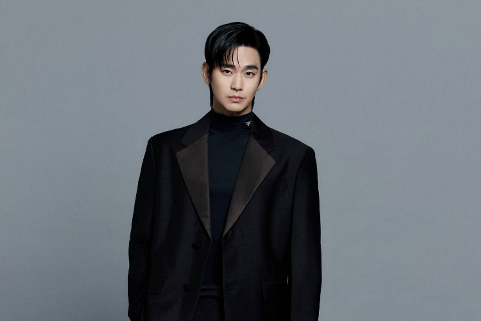 Prada Umumkan Kim Soo Hyun Jadi Brand Ambassador Baru