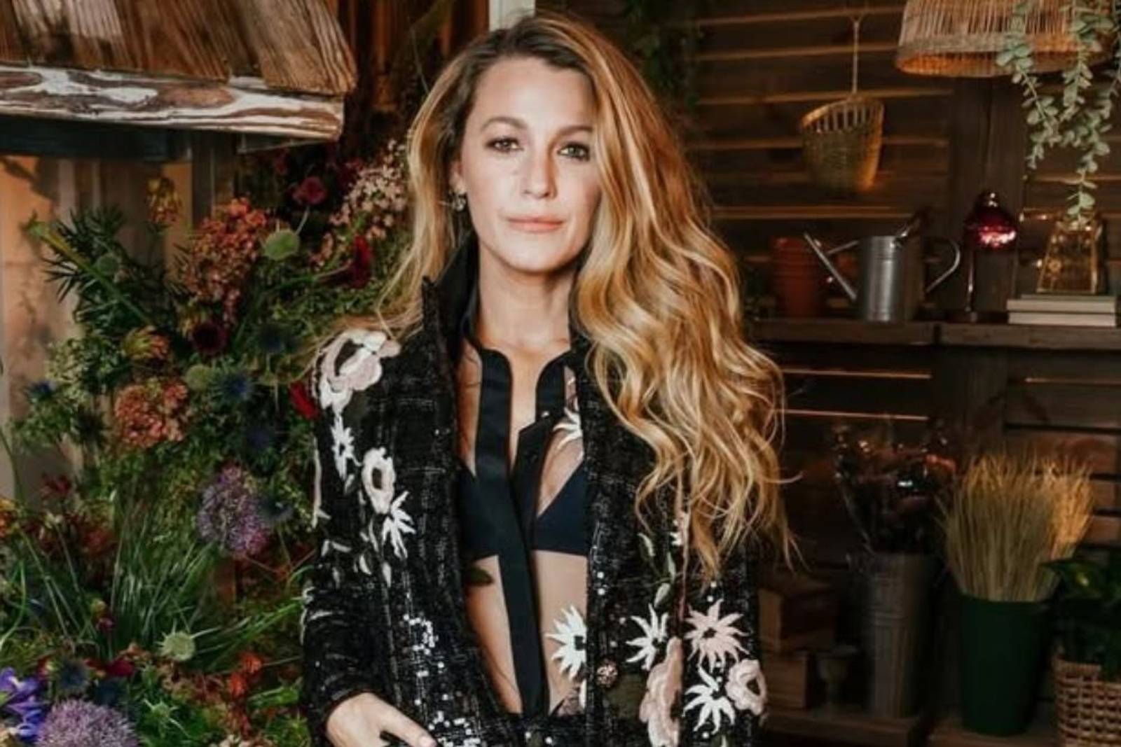 Riasan A la Blake Lively, Tak Berlebihan dan Tetap Manis