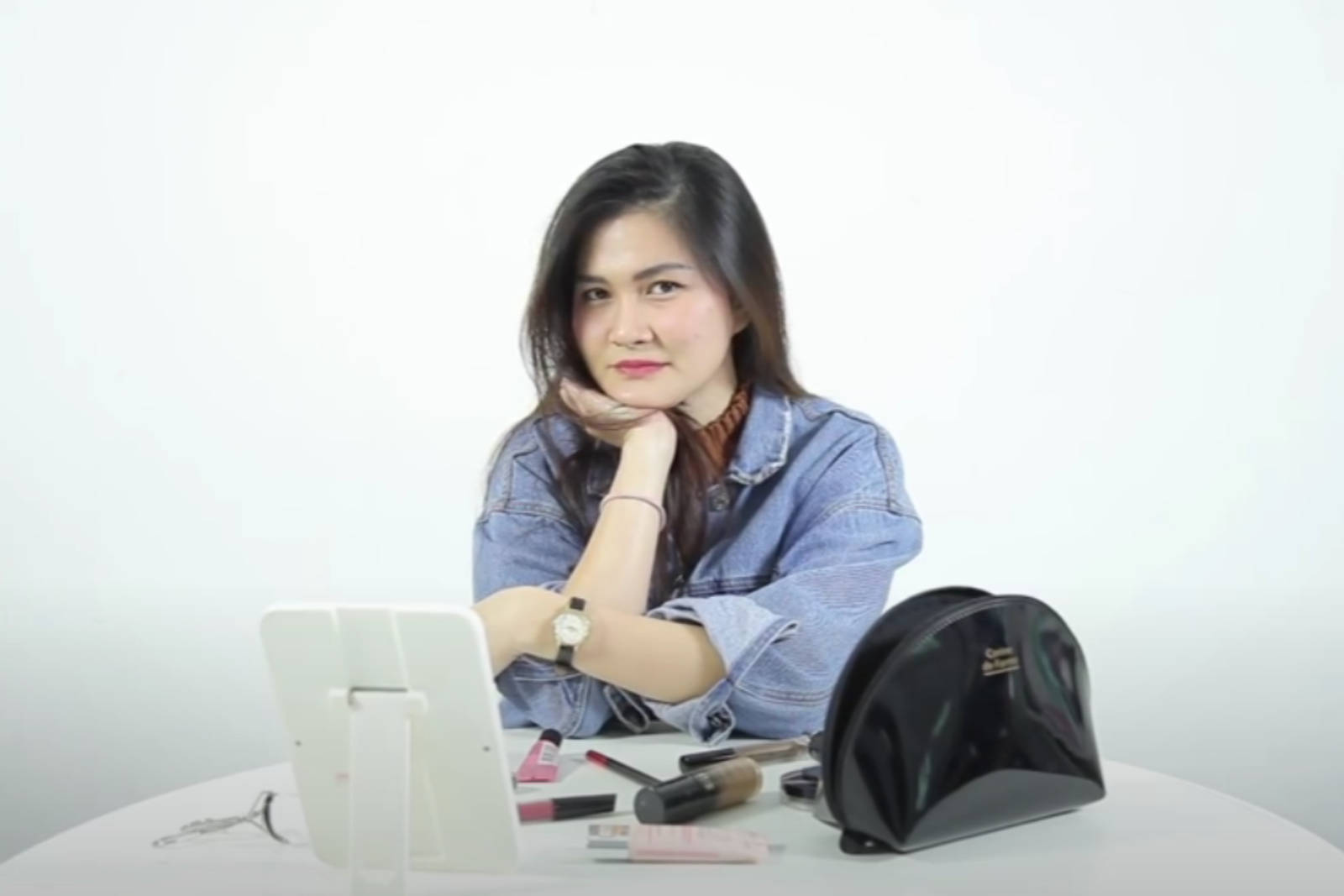 Profil Melody Sharon, eks YouTuber Tersangka KDRT Suami