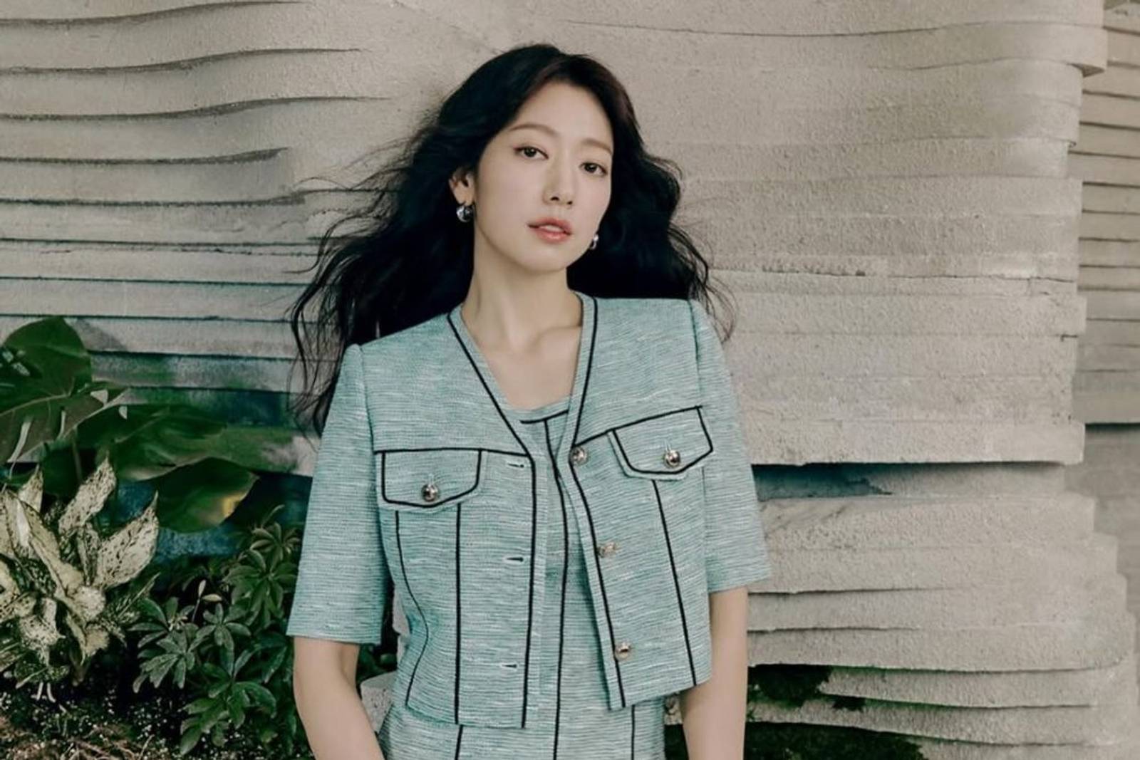 6 Fakta Keluarga Park Shin Hye, Working Mom yang Dipuji Penggemar