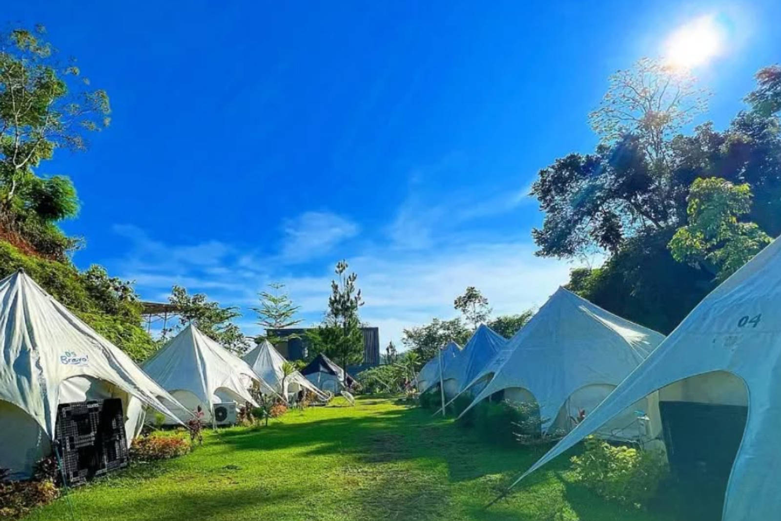 7 Tempat Glamping Sukabumi yang dengan View Terbaik 