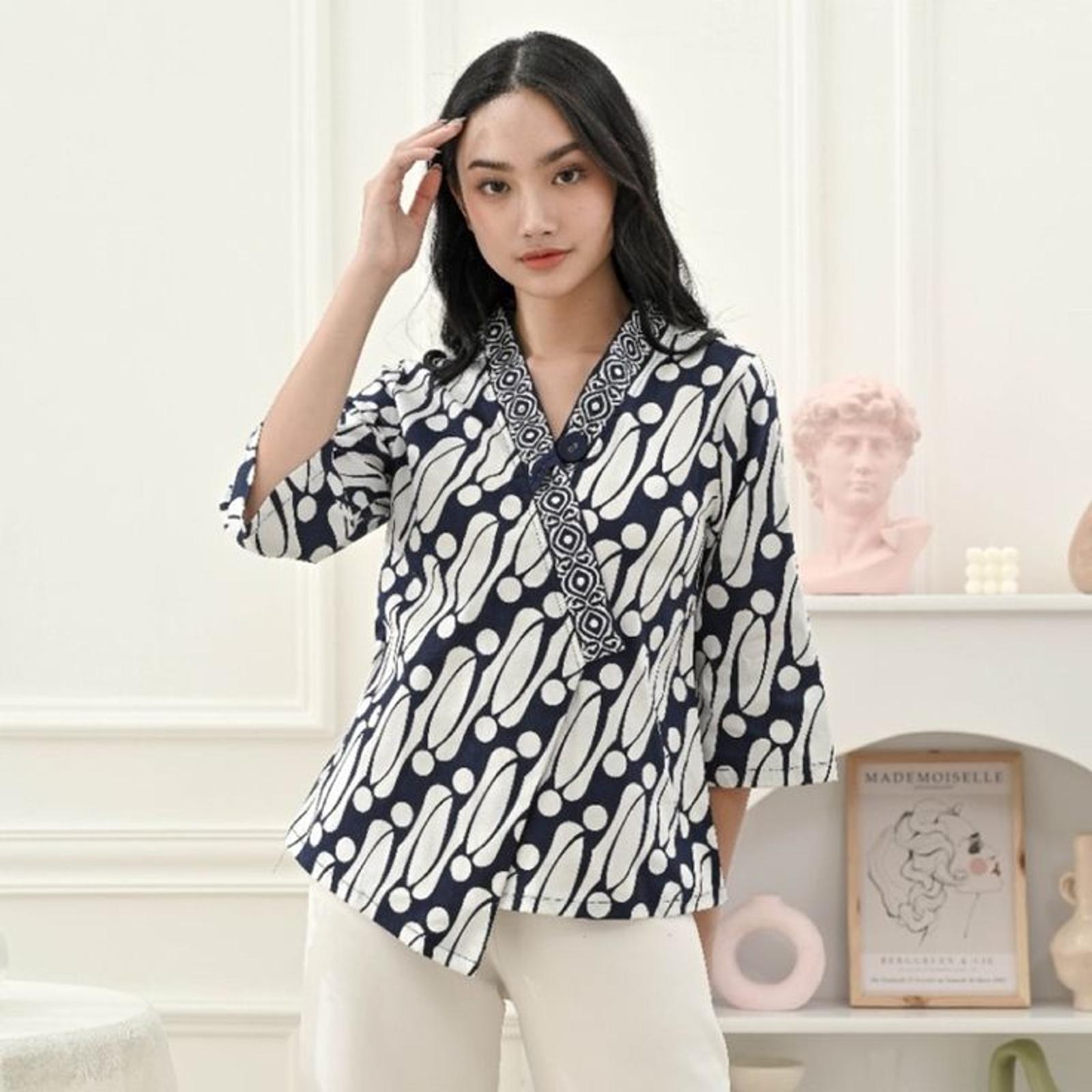 15 Model Baju Batik Atasan Perempuan Lengan Panjang Modern