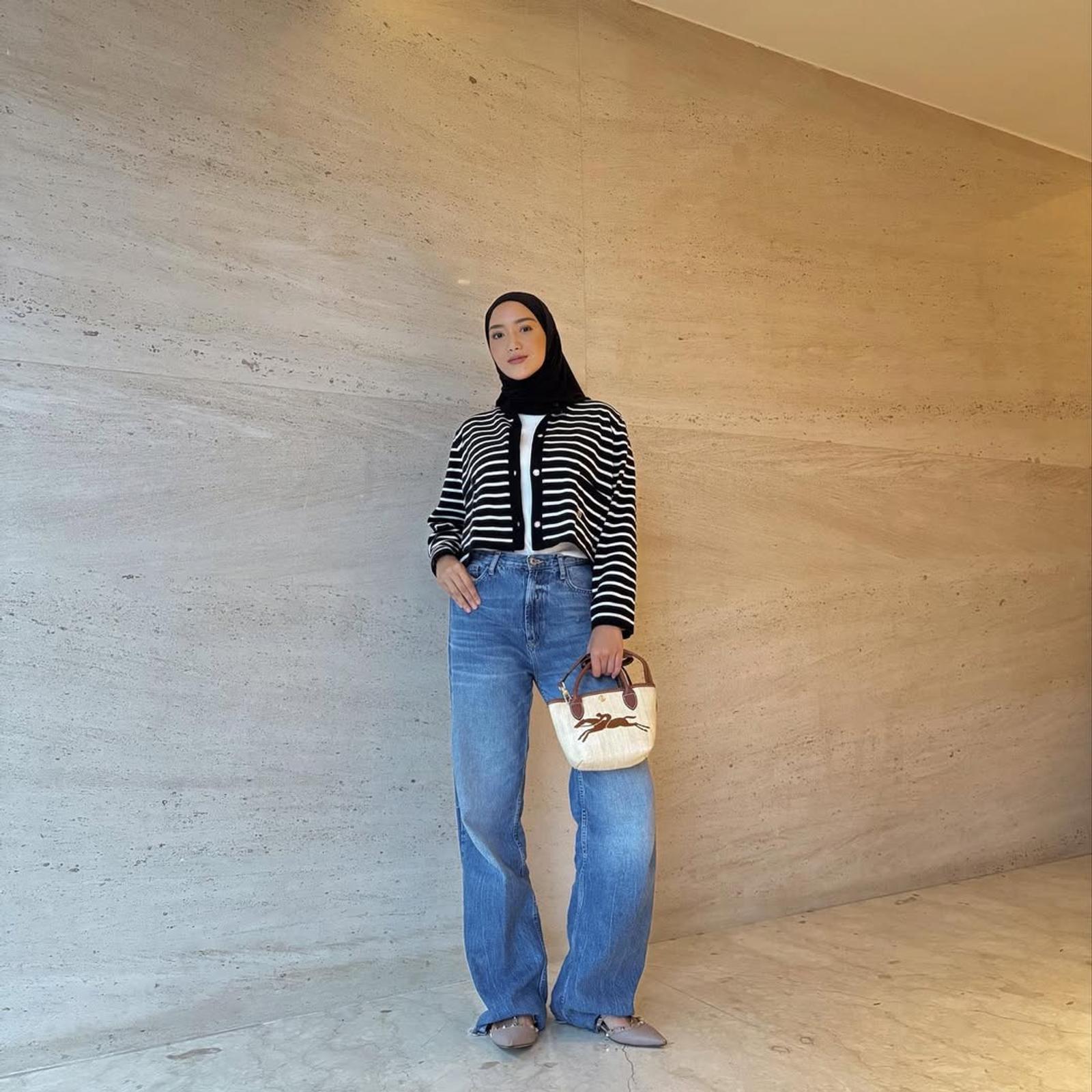 7 Inspirasi Outfit Ketemu Calon Mertua, Auto Approved!