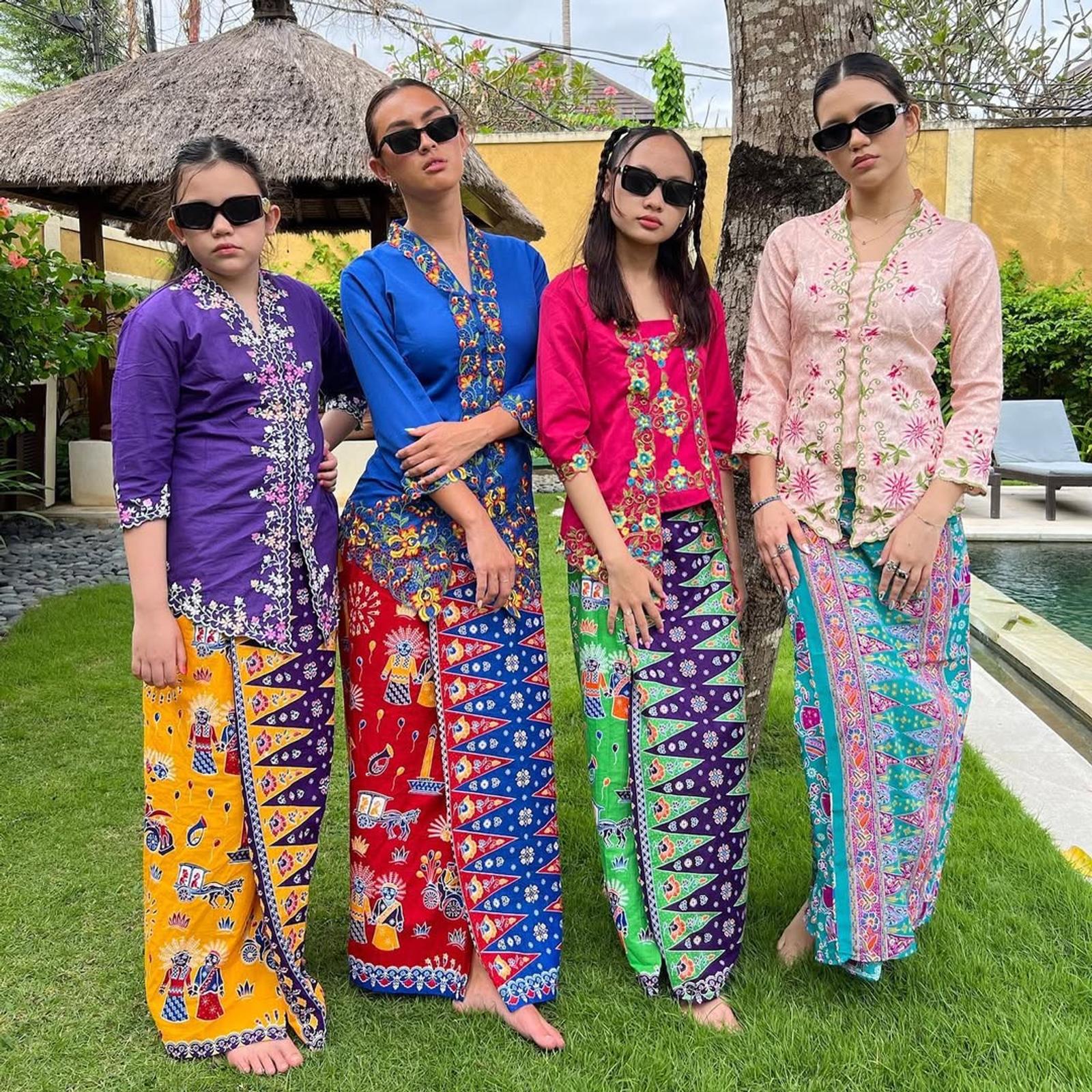 Ide Model Kebaya Bordir Berbagai Warna, Dari Klasik Hingga Kekinian