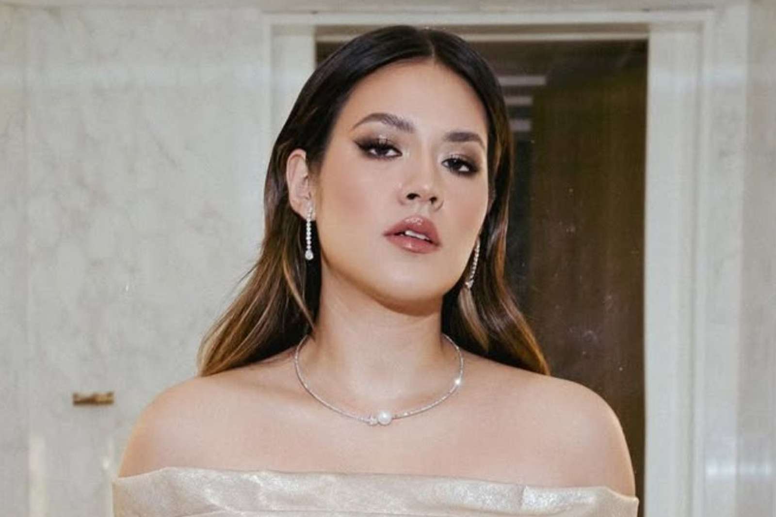 Inspirasi Gaya Makeup Raisa untuk Sambut Akhir Tahun