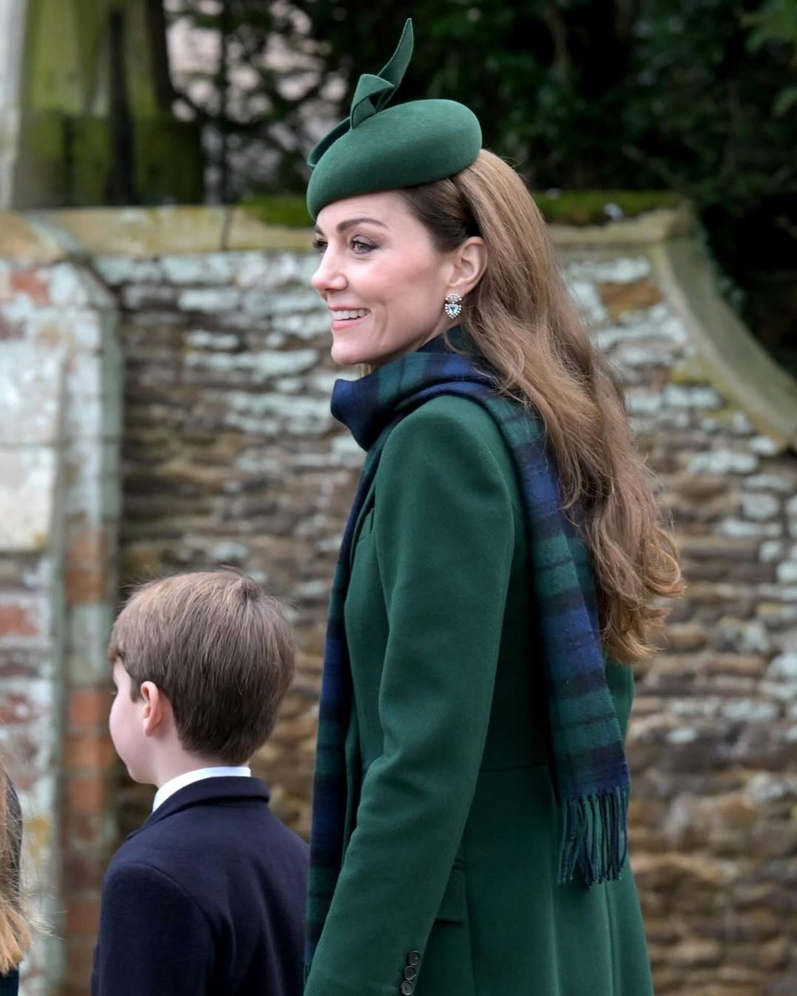 Gaya Kate Middleton dan Royal Family saat Natal 2024 di Sandringham