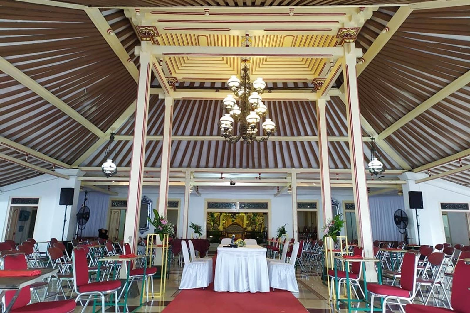 9 Rekomendasi Gedung Pernikahan Solo, Bernuansa Jawa dan Kolonial