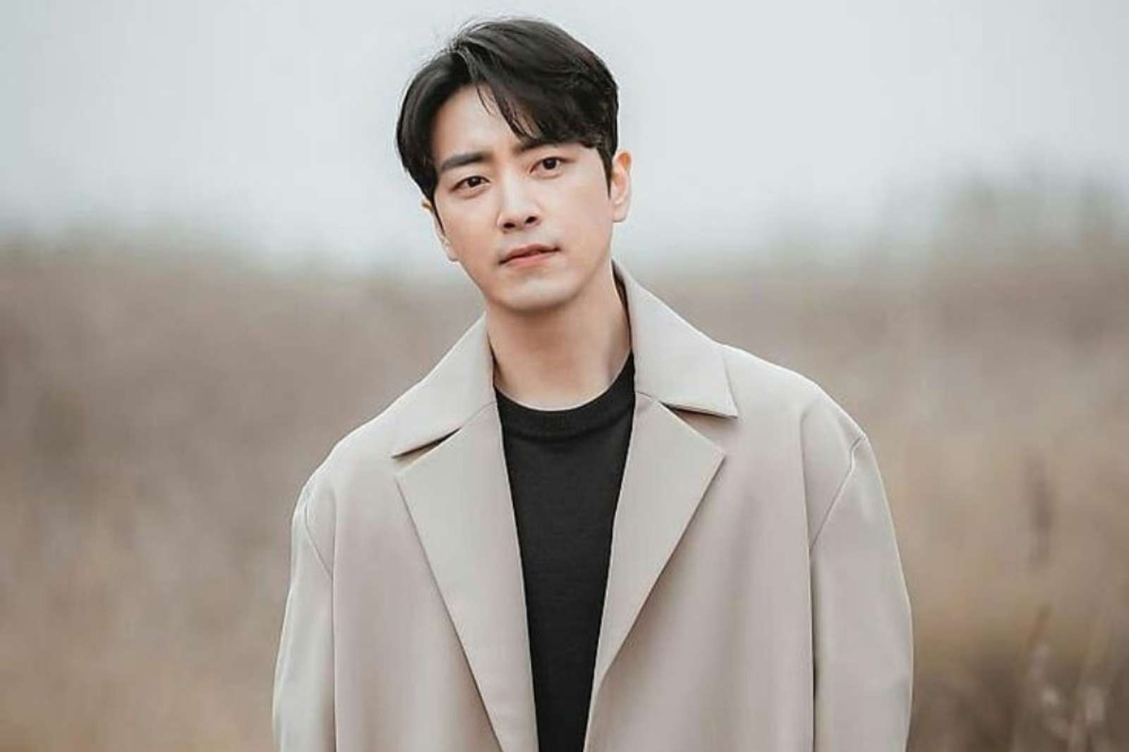 Profil Lee Joon Hyuk, Pemeran Utama Drama 'Love Scout'